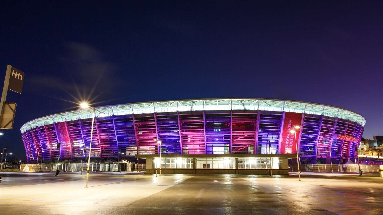 Junho Lilás: Arena alerta para a importância do Teste do Pezinho com iluminação especial