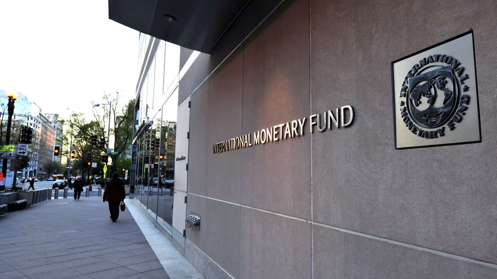 FMI estuda adoção do yuan como moeda de pagamento após fortalecimento no Brasil e na Argentina