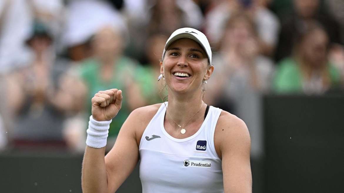 Bia Haddad vai às oitavas na simples e avança nas duplas de Wimbledon