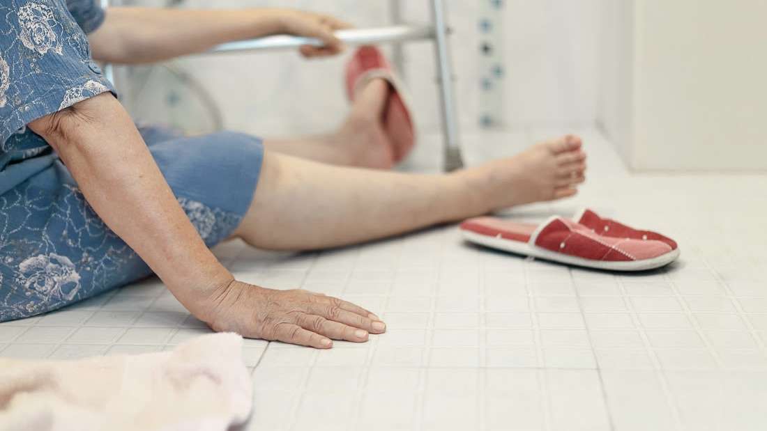 Prevenção de quedas em idosos: papel fundamental do cuidador.