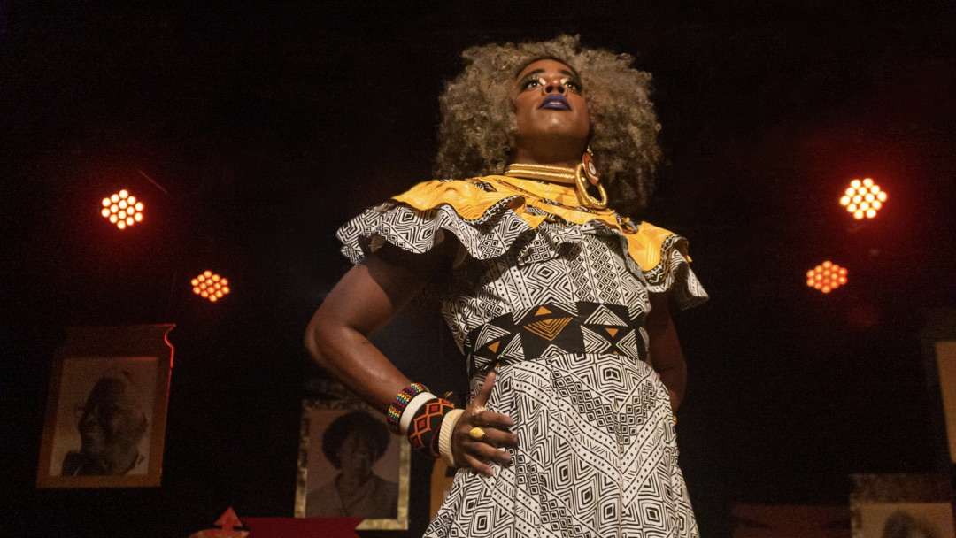 Salvador: Koanza retorna triunfalmente ao Teatro Castro Alves após incêndio em 7 de julho