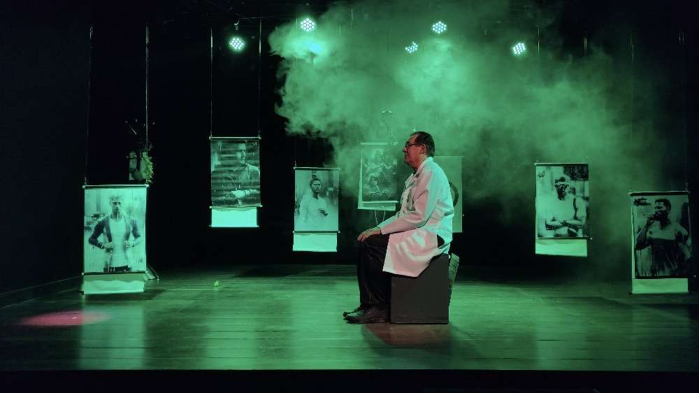 Salvador: Peça teatral demonstra de que maneira a arte pode conscientizar sobre os perigos do trânsito