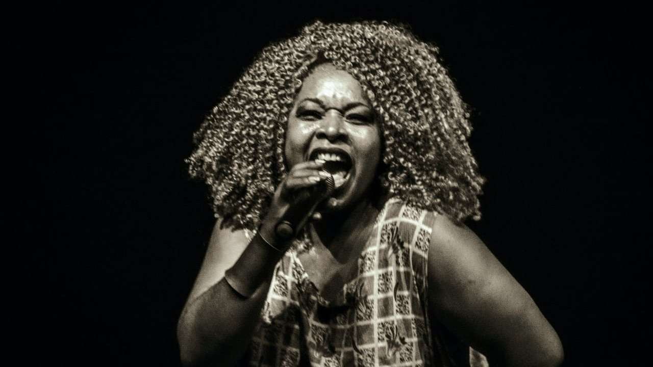 Salvador: Denise Correia é destaque no Palco do Cruzeiro do São Francisco.