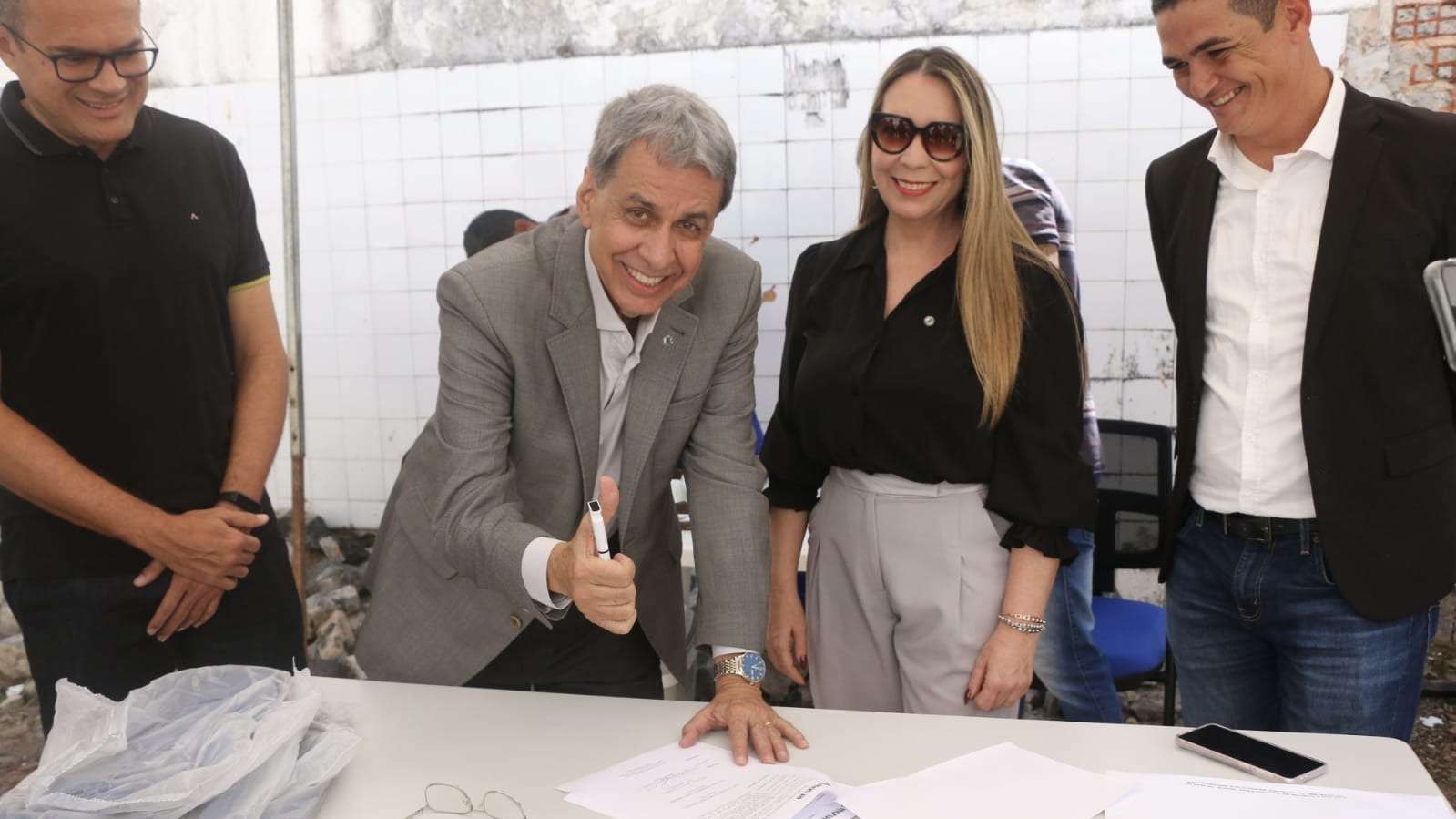 Diretoria da Mútua Bahia assina Ordem de Serviço para sua sede própria.