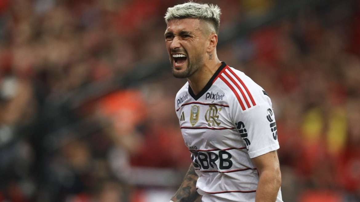 Copa do Brasil: Flamengo derrota Athletico por 2 a 0 e avança para quartas