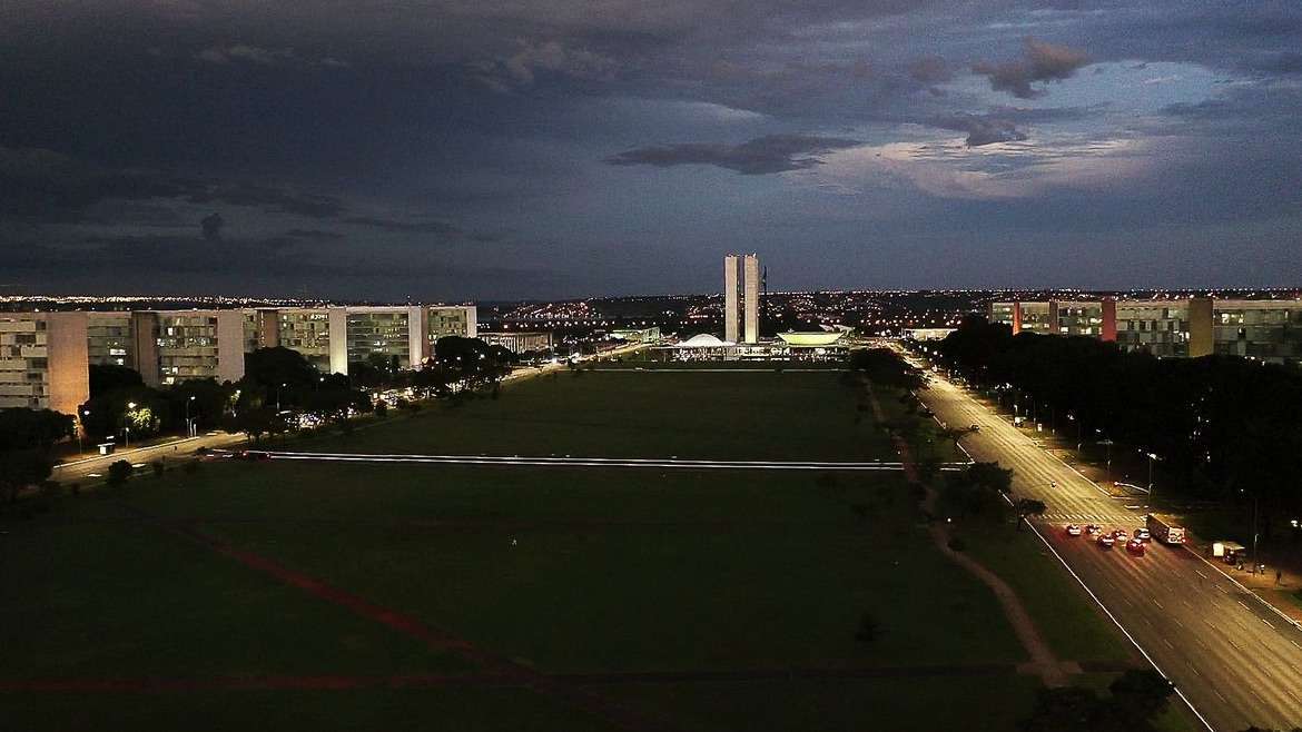 “Lula Revoga Normas do Governo Bolsonaro e Impulsiona Avanços Democráticos”