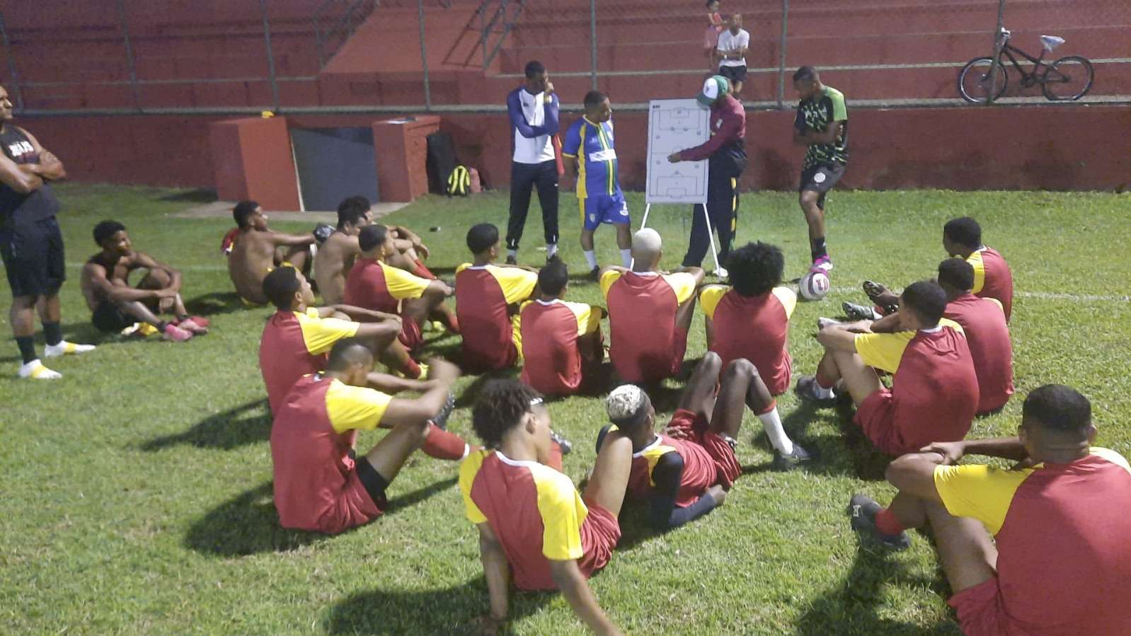 Seleção de Lauro de Freitas estreia com determinação no Campeonato Baiano Intermunicipal 2023.