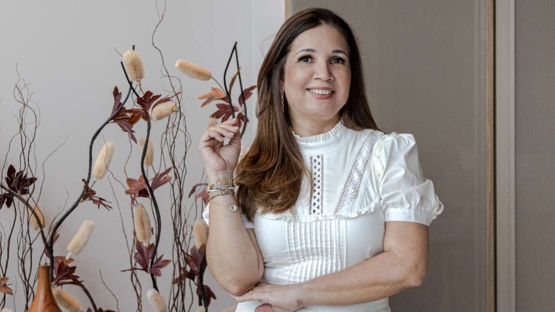 Dinah Lins Transforma Espaço na CASACOR Bahia 2023 em um Refúgio Inspirado nas Borboletas.