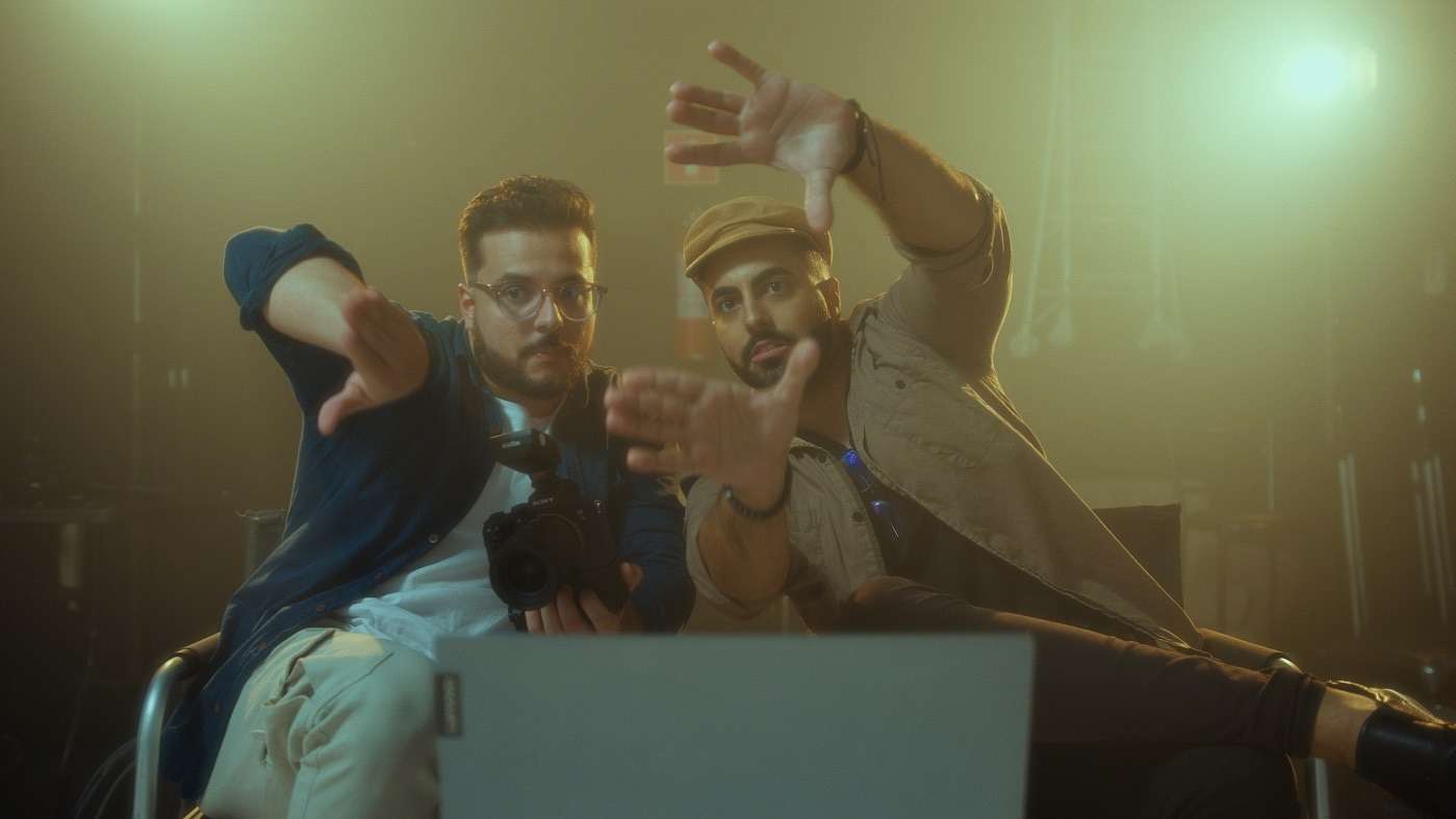 André e Mauro Lançam Clipe Impactante da Canção “Fotografia”