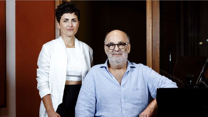Tributo Musical Celebra Obra de Caetano Veloso: "Trem das Cores" une Gaia Wilmer, Jaques Morelenbaum e Mônica Salmaso.