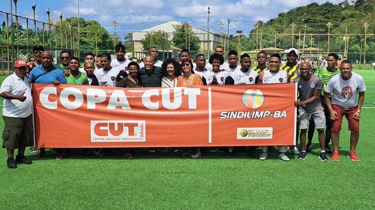 Torcedores e trabalhadores se unem em apoio aos times na Copa CUT 2023, fortalecendo os laços entre os sindicatos e celebrando a união na véspera do Dia dos Pais.