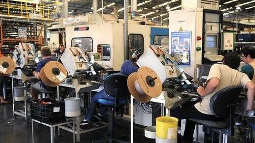 Maioria das Vendas de máquinas e equipamentos no Brasil são feitas com recursos próprios, revela pesquisa da Abimaq