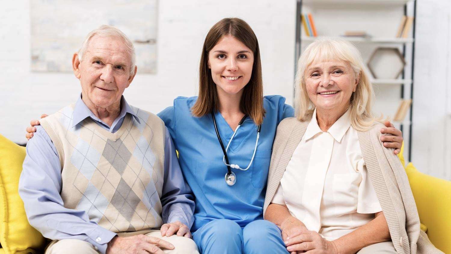 Cuidadores Profissionais: Fortalecendo vínculos familiares e melhorando a qualidade de vida dos idosos.
