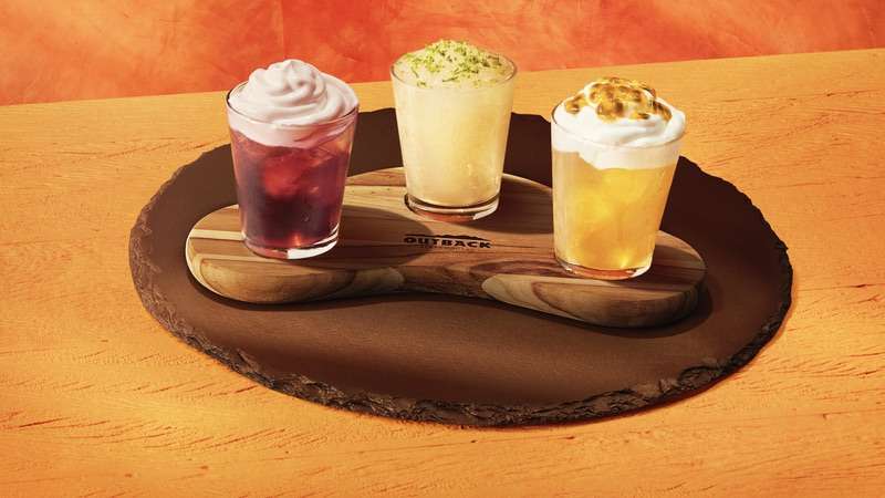 Outback Steakhouse celebra a semana da cachaça com o tropical trio