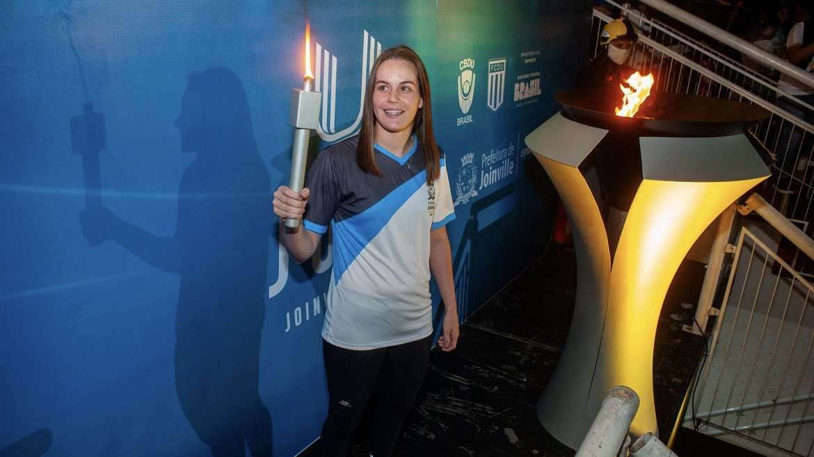 Mesa-tenista Lhays Stolarski busca título inédito nos JUBs