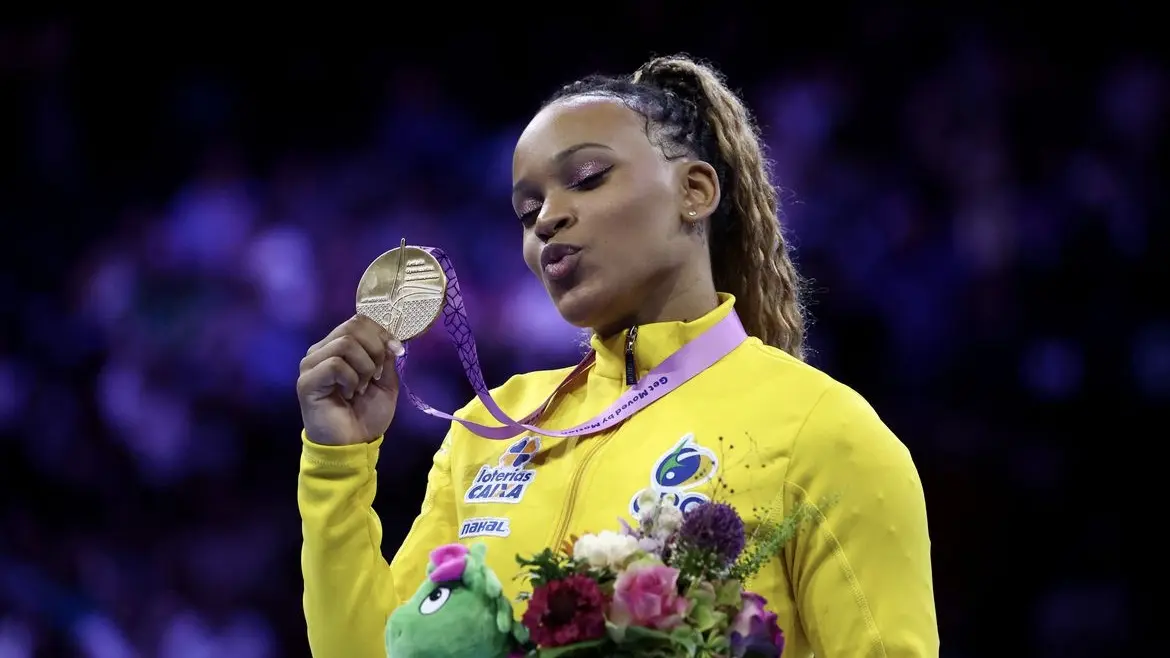 Ginasta Rebeca Andrade é Bicampeã Mundial do Salto na Bélgica.