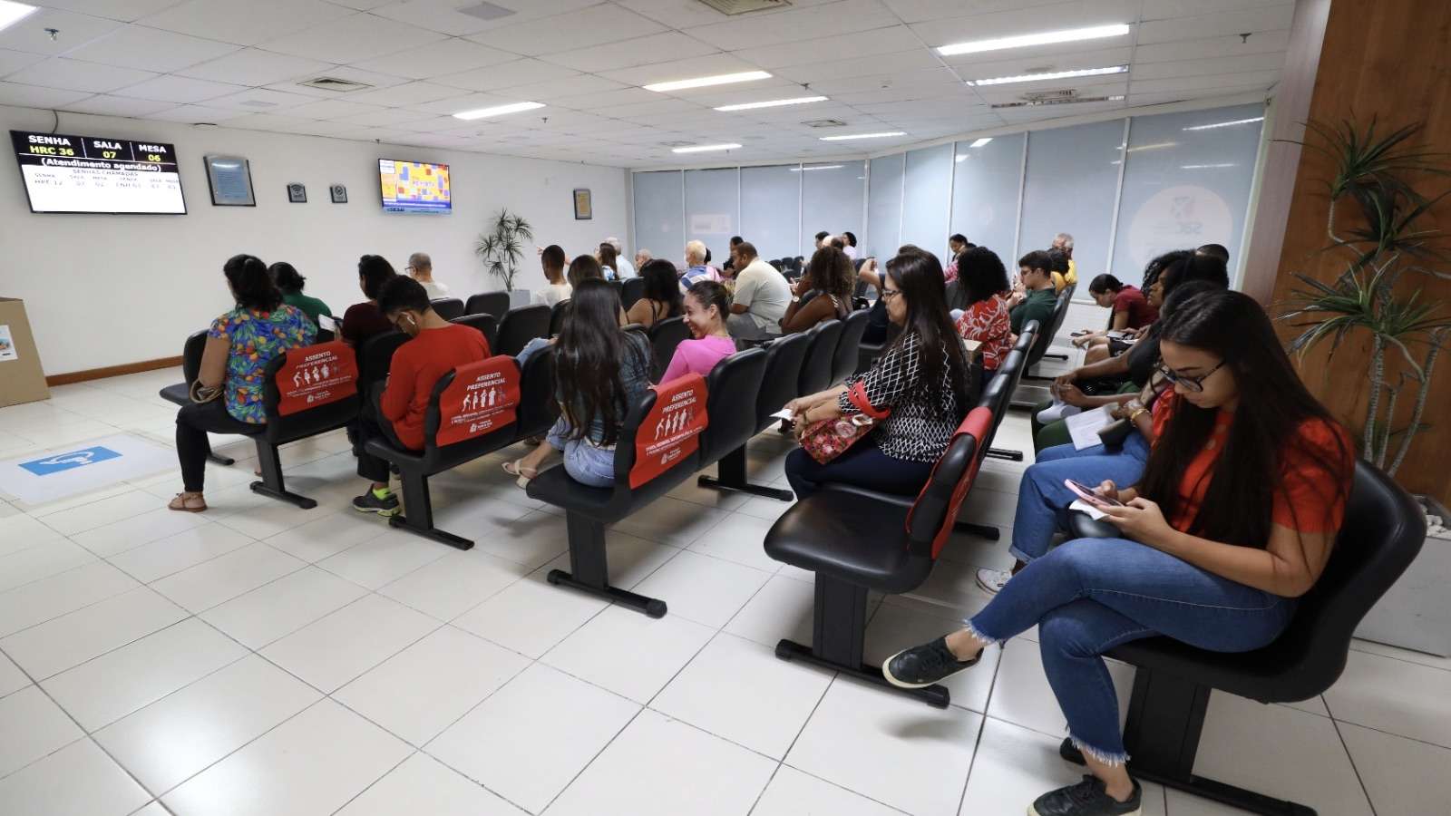 SAC do Salvador Shopping oferece apoio à mulher vítima de violência com posto da Polícia Civil.