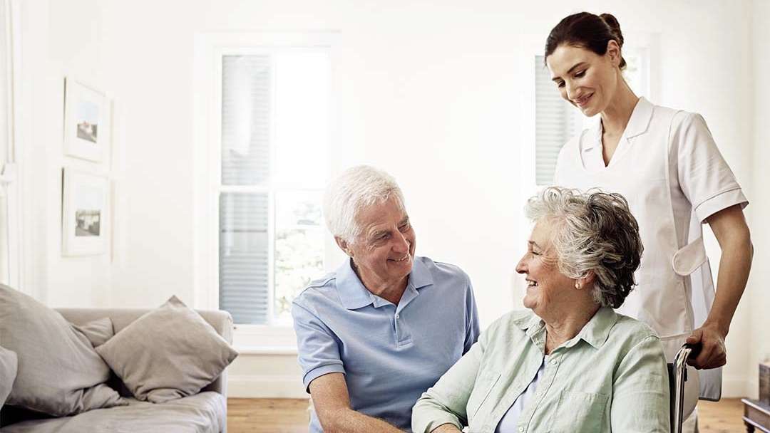 Cuidado domiciliar para idosos: Prioridade para garantir qualidade de vida