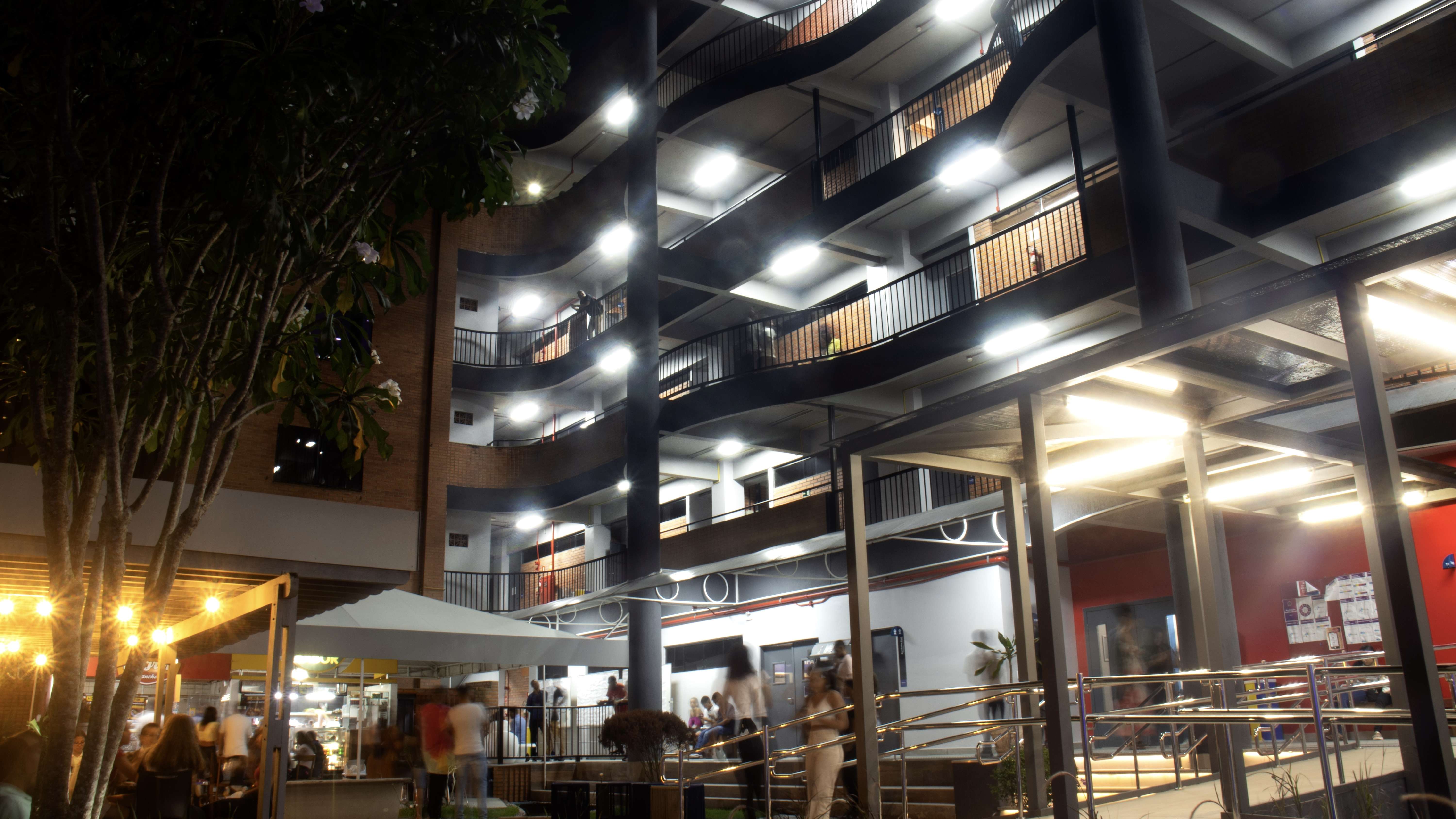 Universidade Baiana recebe mais de 200 estrelas em avaliação nacional do guia de faculdades