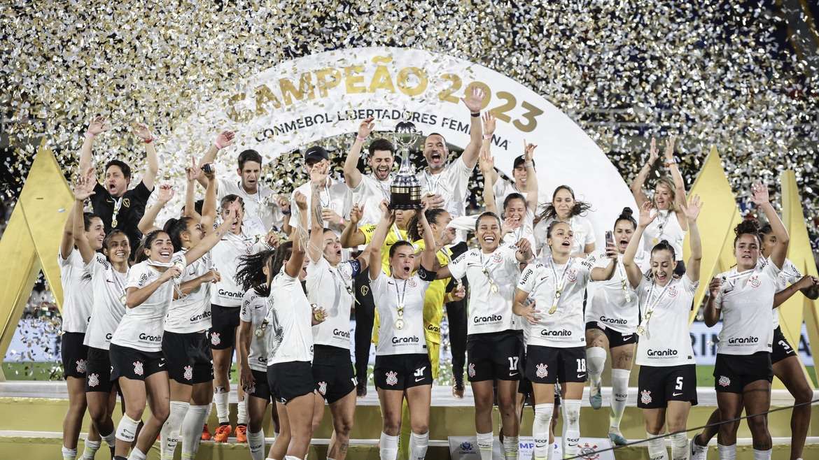 Corinthians brilha e conquista a libertadores feminina ao derrotar o Palmeiras.