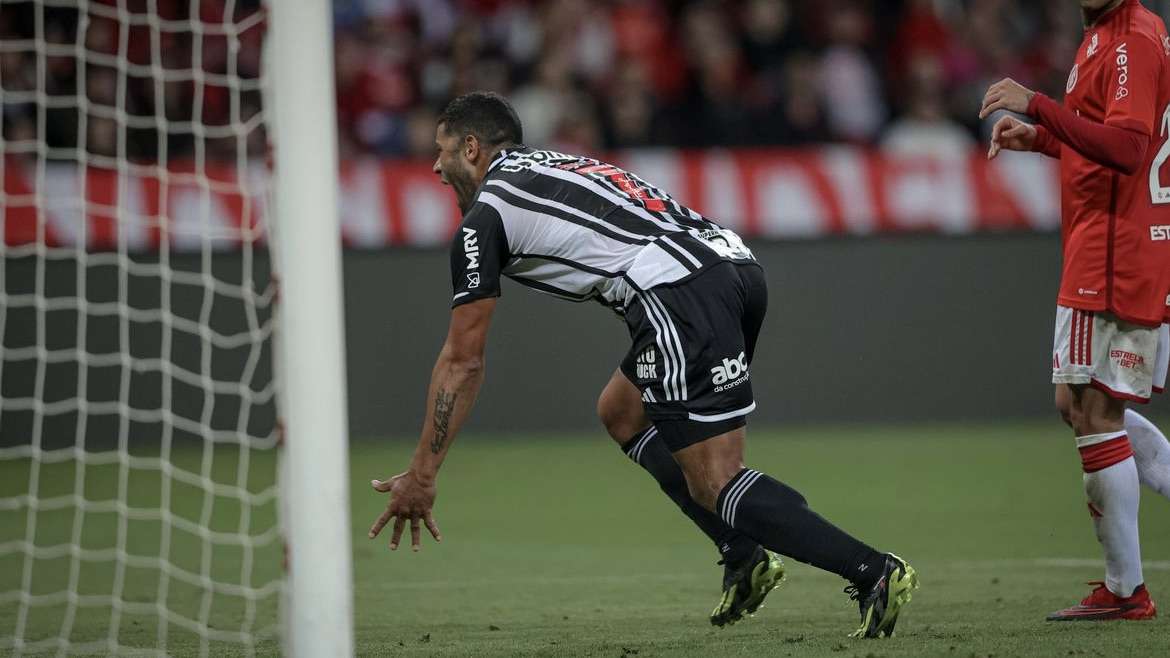 Com direito a golaço de Hulk, Atlético-MG derrota Internacional.