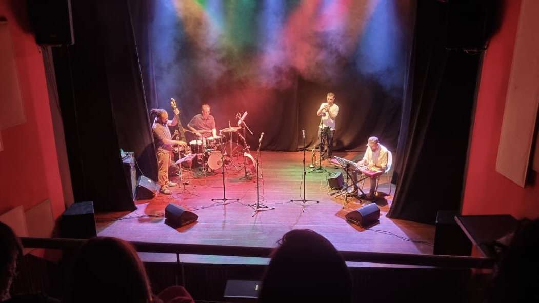 Casa da Mãe: Uma semana de diversidade musical em Salvador.