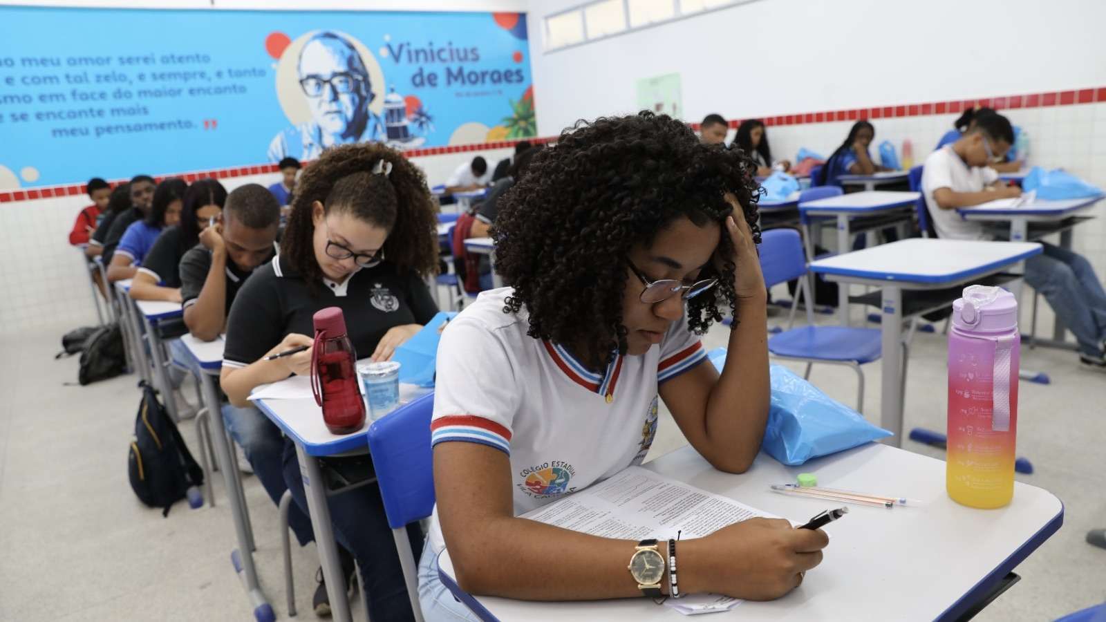Bahia registra recorde de participação de estudantes da rede estadual no Saeb, atingindo 85% de adesão
