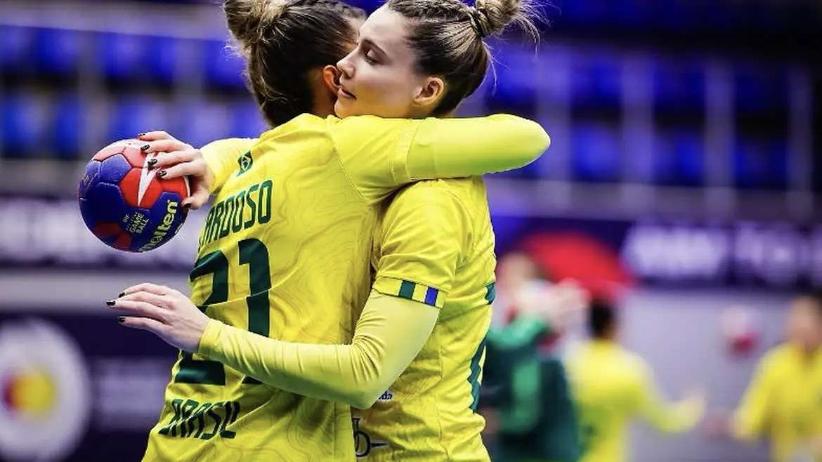 Leoas do Handebol Brasileiro Impõem vitória na estreia do mundial feminino contra a Ucrânia