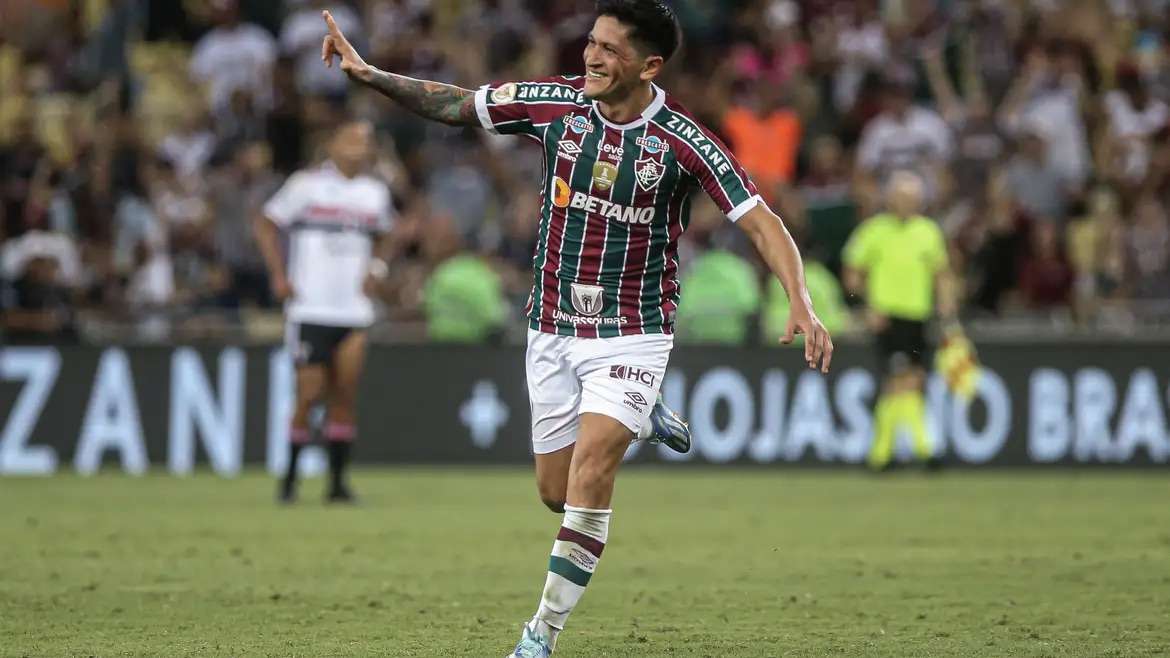 Fluminense vence São Paulo com gol de Cano em partida atrasada do Brasileirão