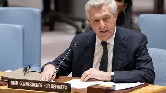 Alto comissário da ONU destaca que 114 milhões de deslocados são um sinal da "extrema desordem mundial".