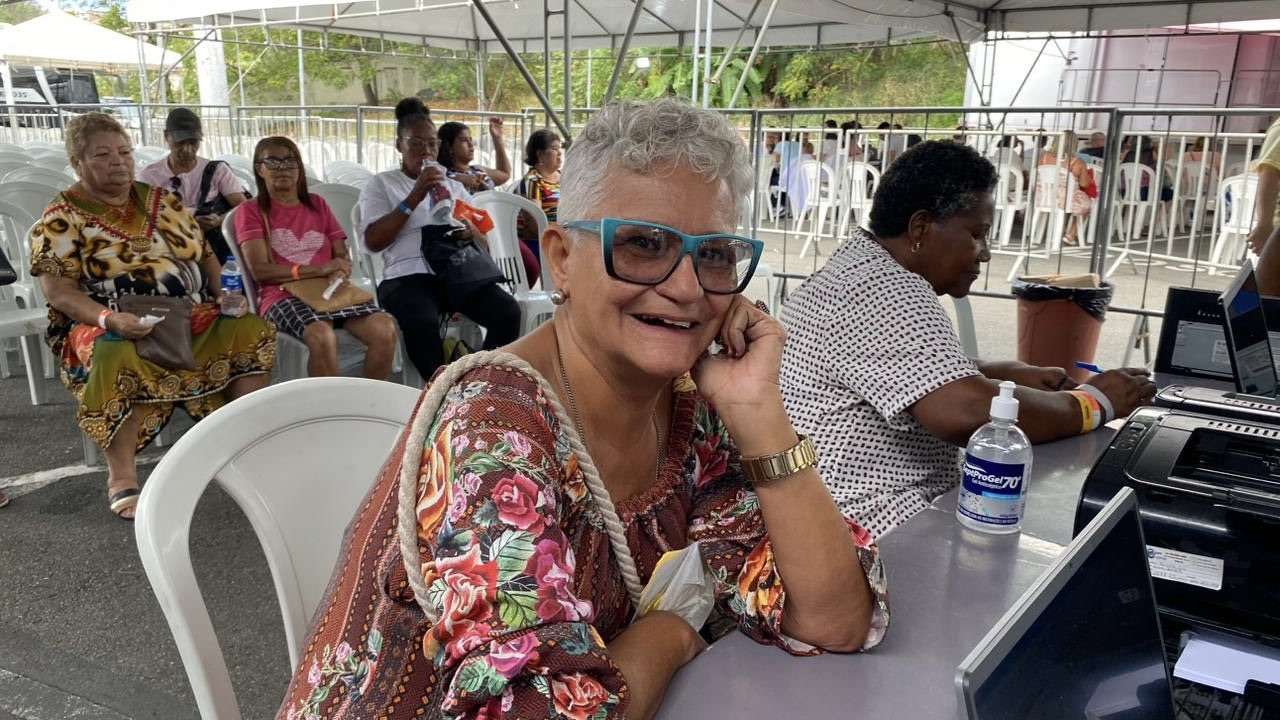 Feira saúde mais perto: Mais de 500 próteses dentárias entregues a idosos em Salvador