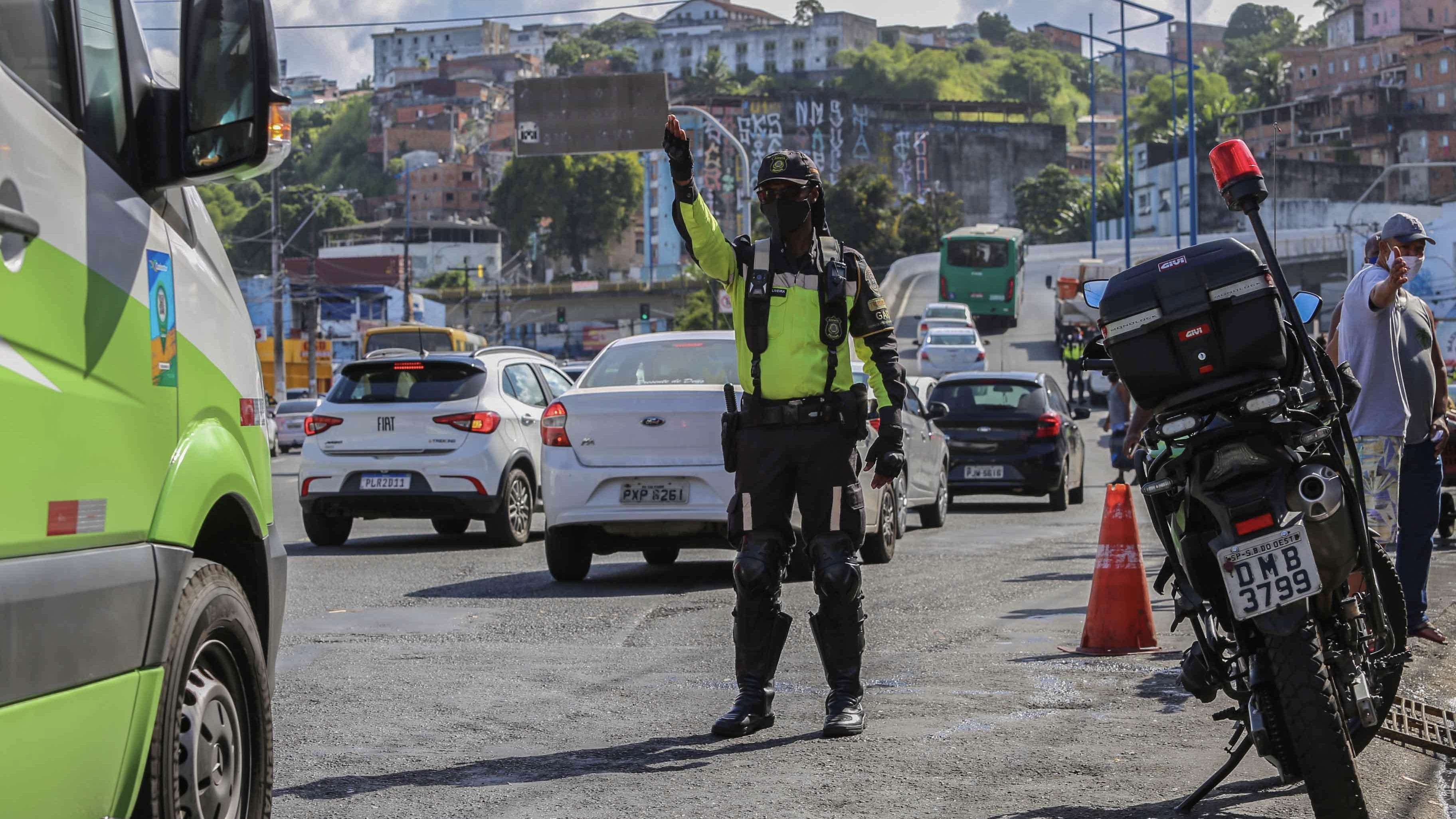 Grupamento de ações rápidas de trânsito de Salvador celebra uma década de dedicação às ações emergenciais