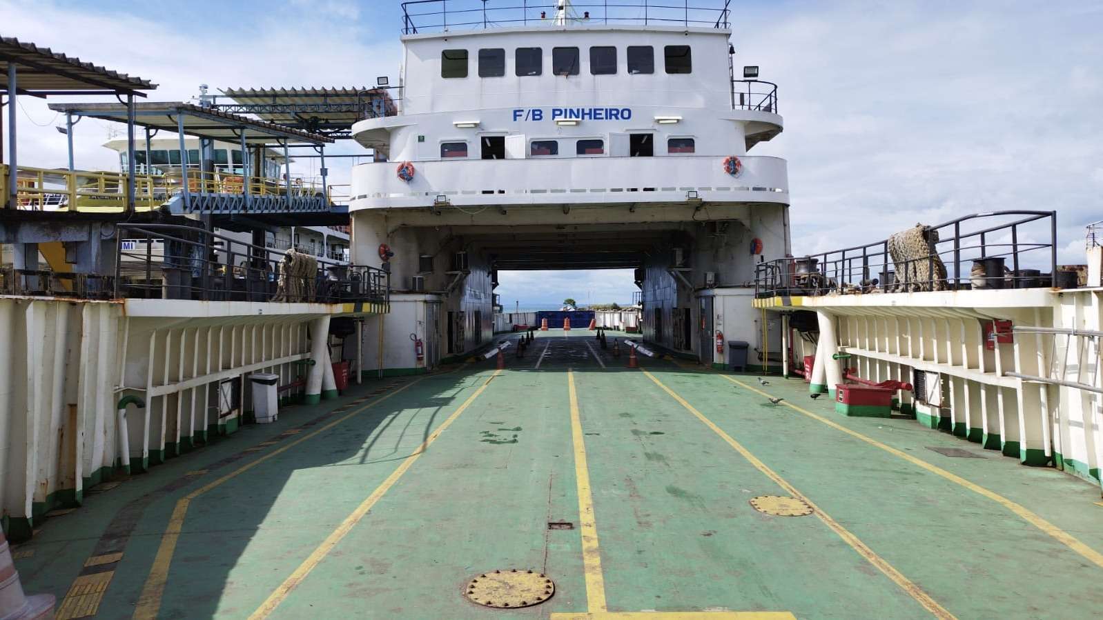 Obras de melhoria no sistema Ferry Boat alteram temporariamente rotina de travessia Salvador-Ilha de Itaparica”