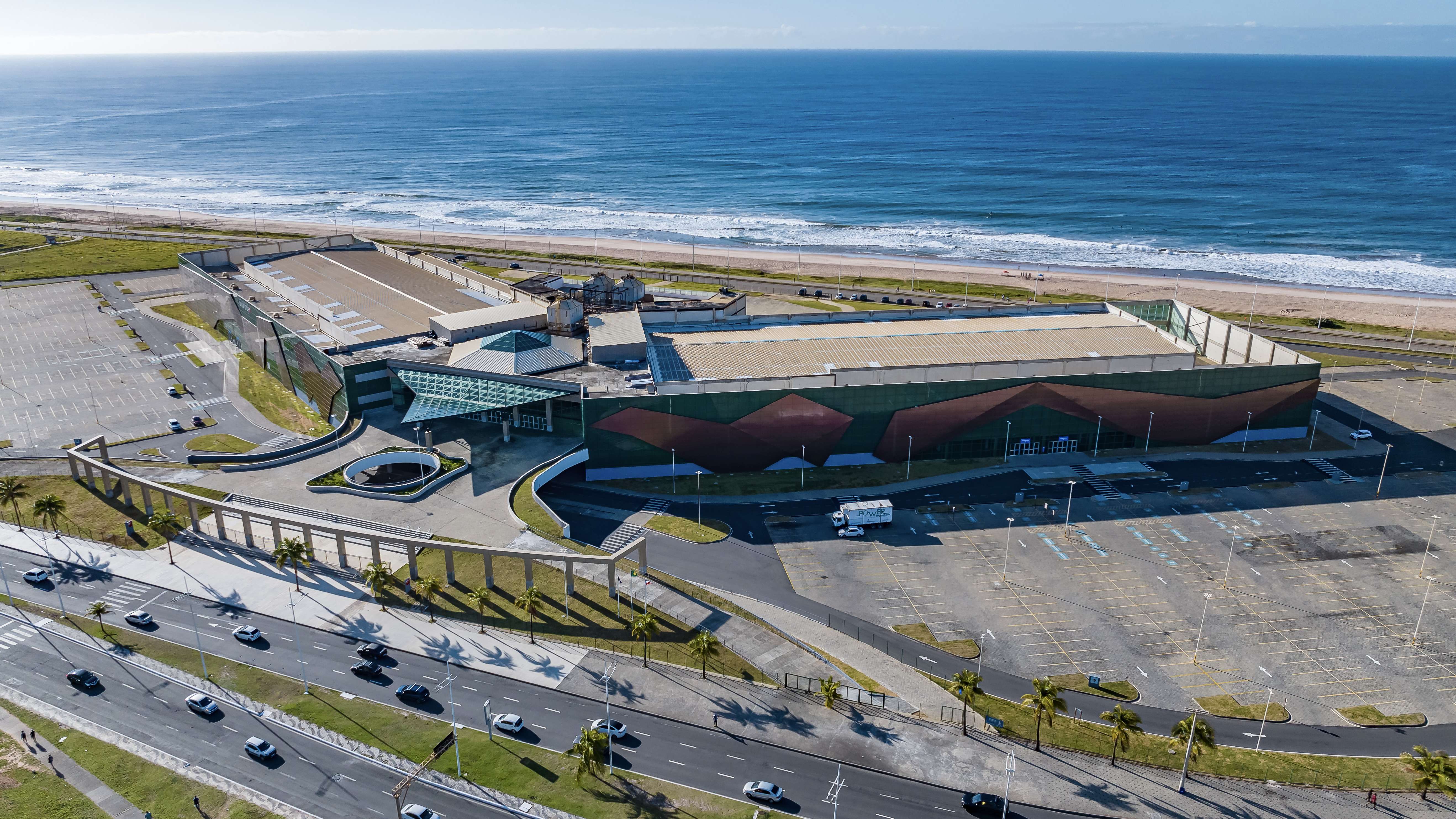 Centro de convenções Salvador celebra marca histórica de 150 eventos em 2023.