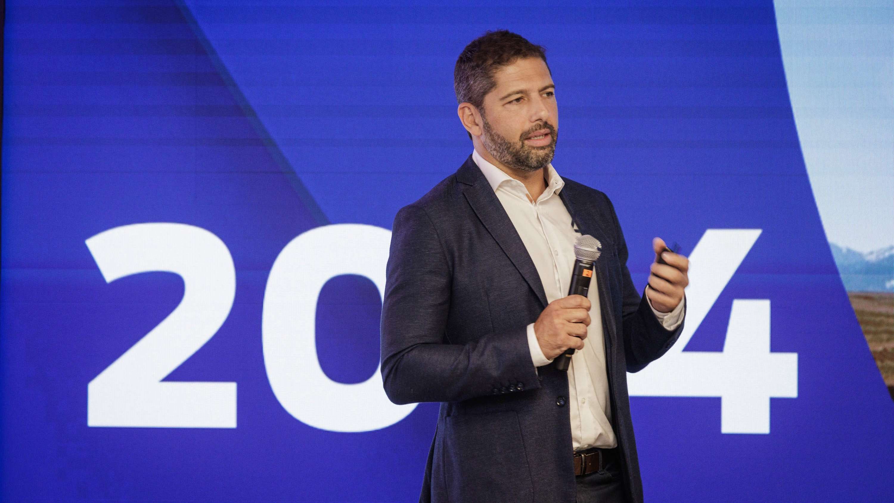 Ford registra crescimento de 40% nas vendas no Brasil e planeja novos lançamentos para 2024.