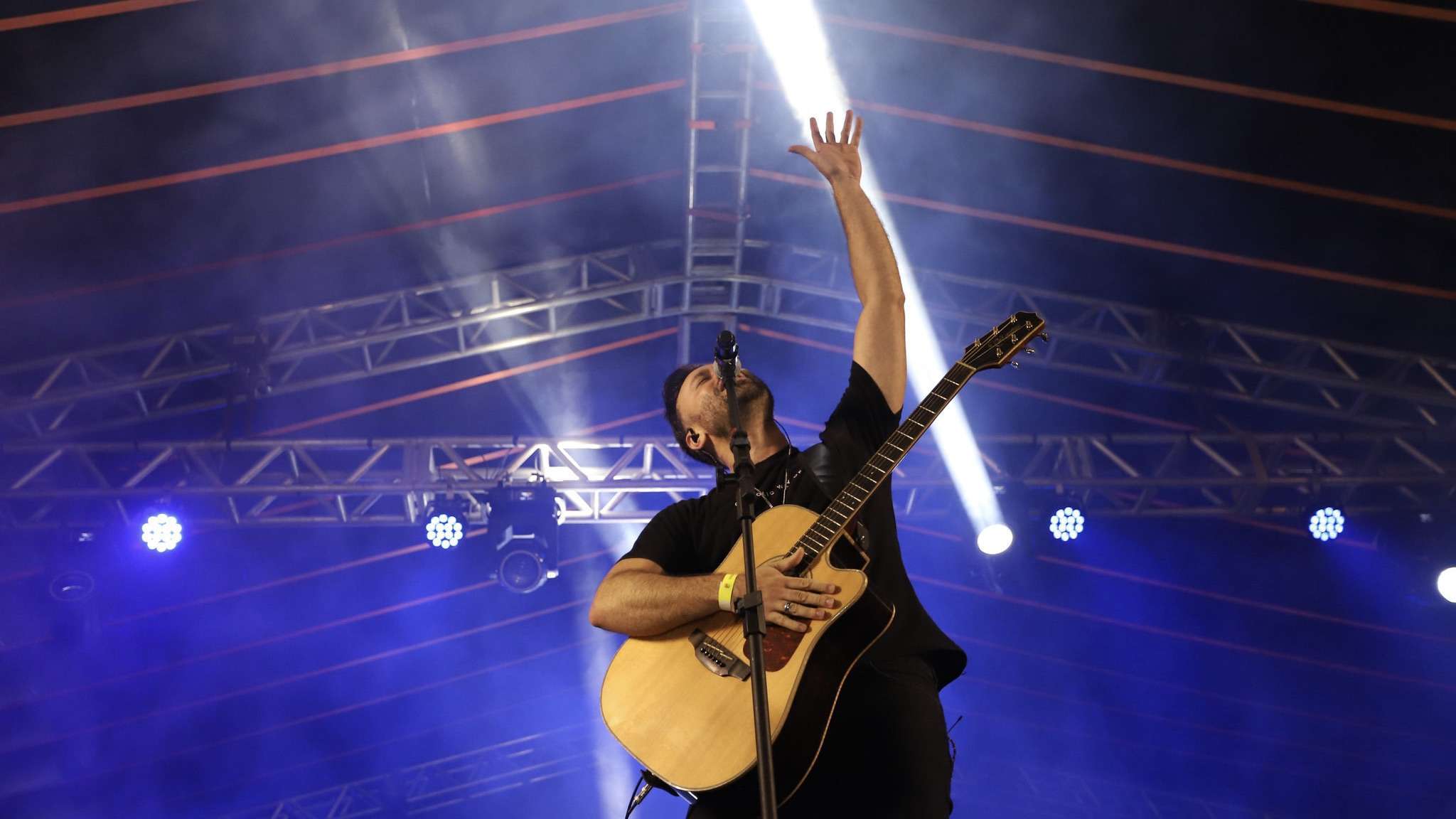 Encerramento do Novenário de Santo Amaro de Ipitanga em Lauro de Freitas: Noite de fé, música e celebração religiosa