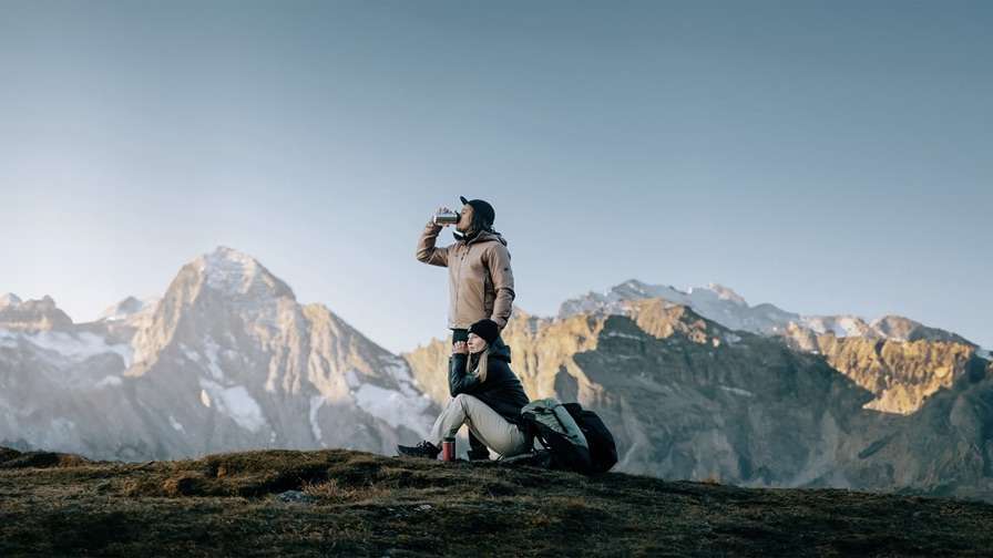 Nespresso inova na moda sustentável com parceria Suíça para lançamento da extraordinary jacket