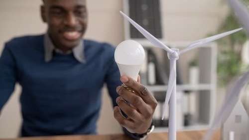 Iniciativa Ambiciosa: Novo PAC propõe investimento de R$ 540 bilhões na transição energética do Brasil.