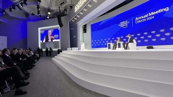 Chefe da ONU alerta para falhas globais em inteligência artificial e crise climática durante o fórum econômico mundial