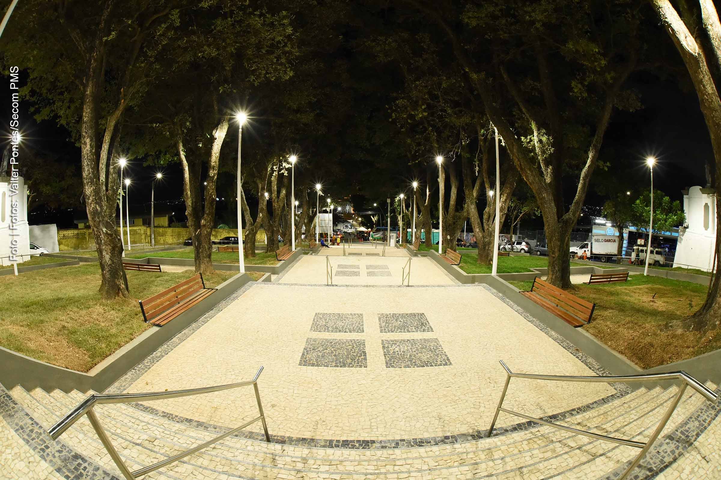 A Praça Madre Maria Clara, ao lado do Hospital Sagrada Família, é entregue pelo prefeito Bruno Reis, expandindo as opções de lazer na cidade.