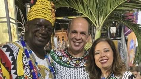 Afoxé Filhos do Congo celebra a força feminina e homenageia Tereza de Benguela no Carnaval de Salvador