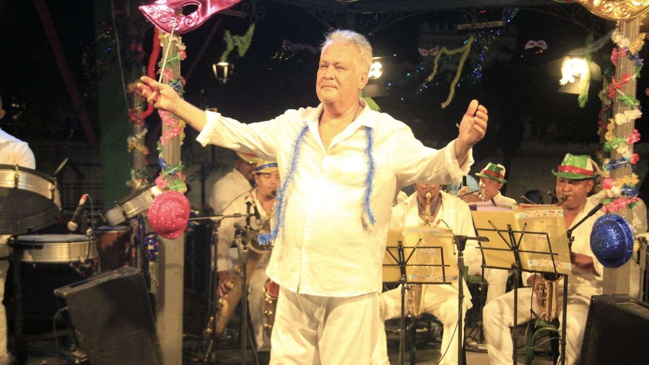Últimos acordes do Carnaval 2024 com homenagens e celebrações no coreto das orquestras.