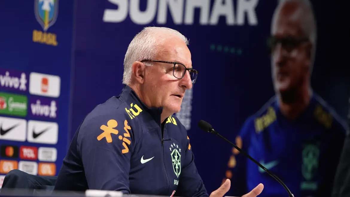 Dorival Júnior convoca Léo Jardim, Fabrício Bruno e Galeno para amistosos da seleção