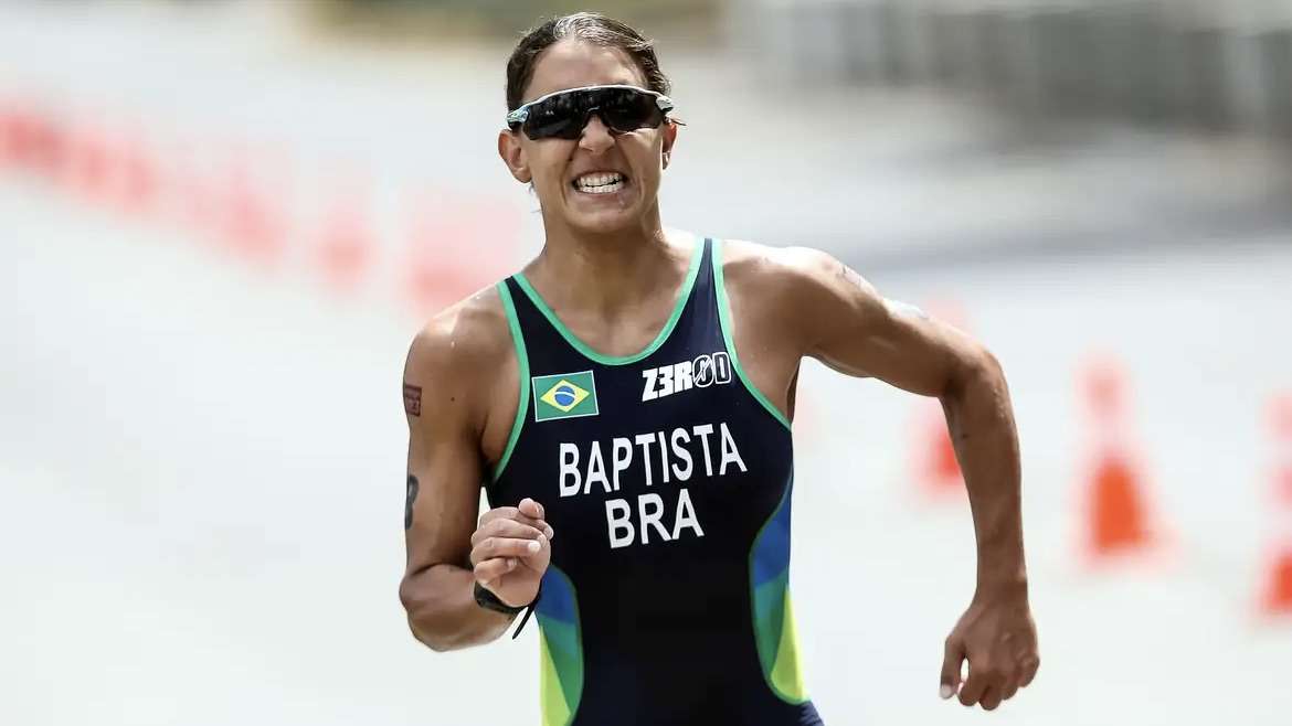 Triatleta Luisa Baptista dá primeiros passos rumo à recuperação após grave atropelamento