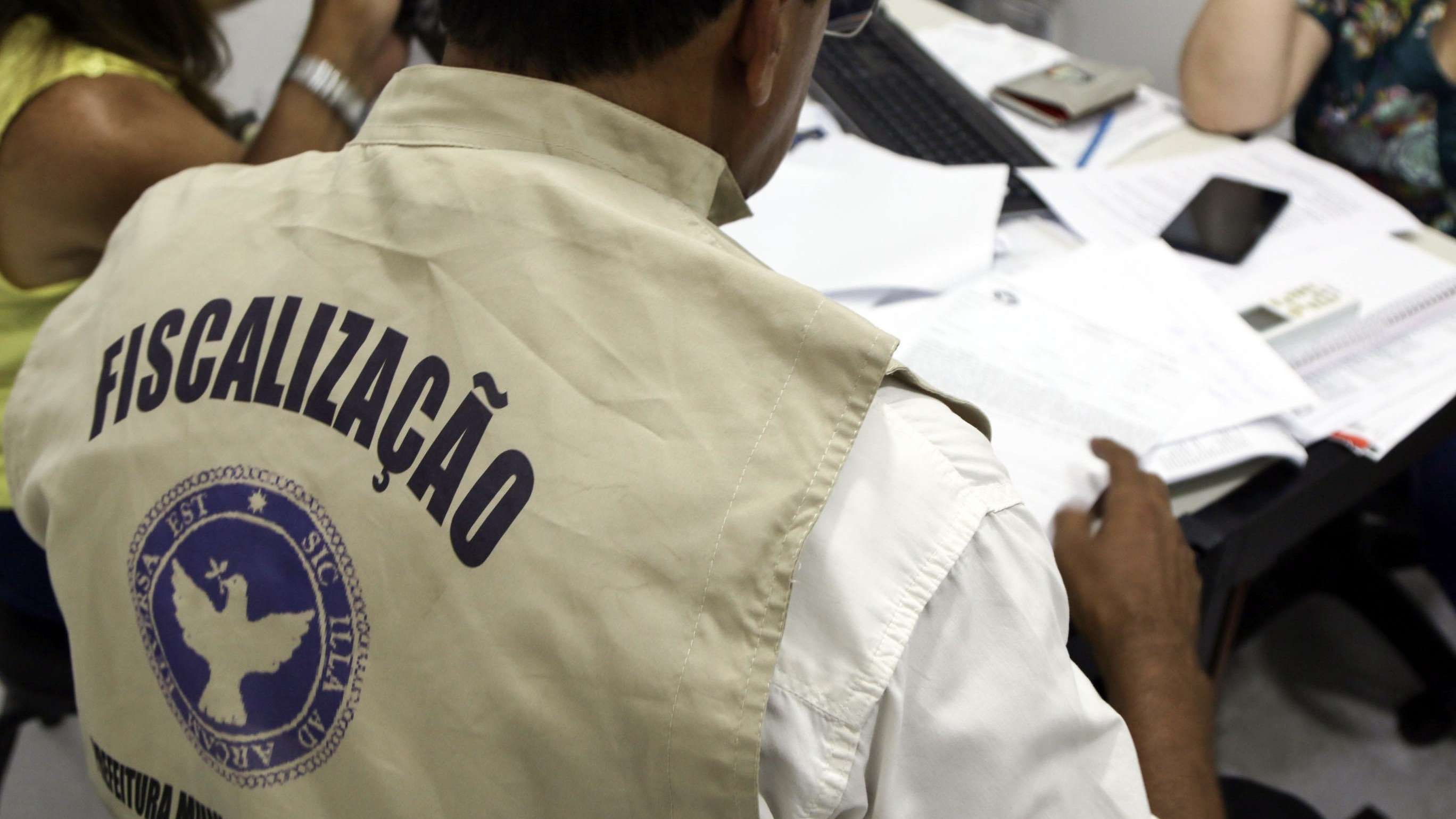 Codecon de Salvador instaura notificação à embasa para esclarecer desabastecimento de água