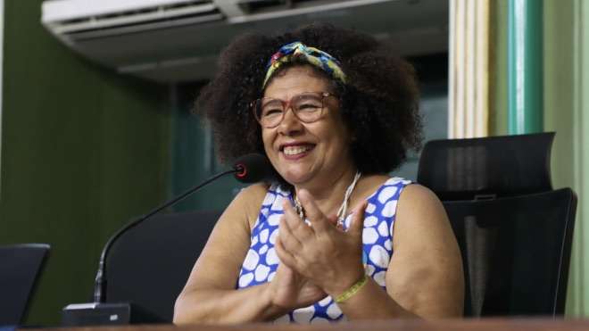 Desafios ambientais de Salvador uma crítica à gestão urbana.