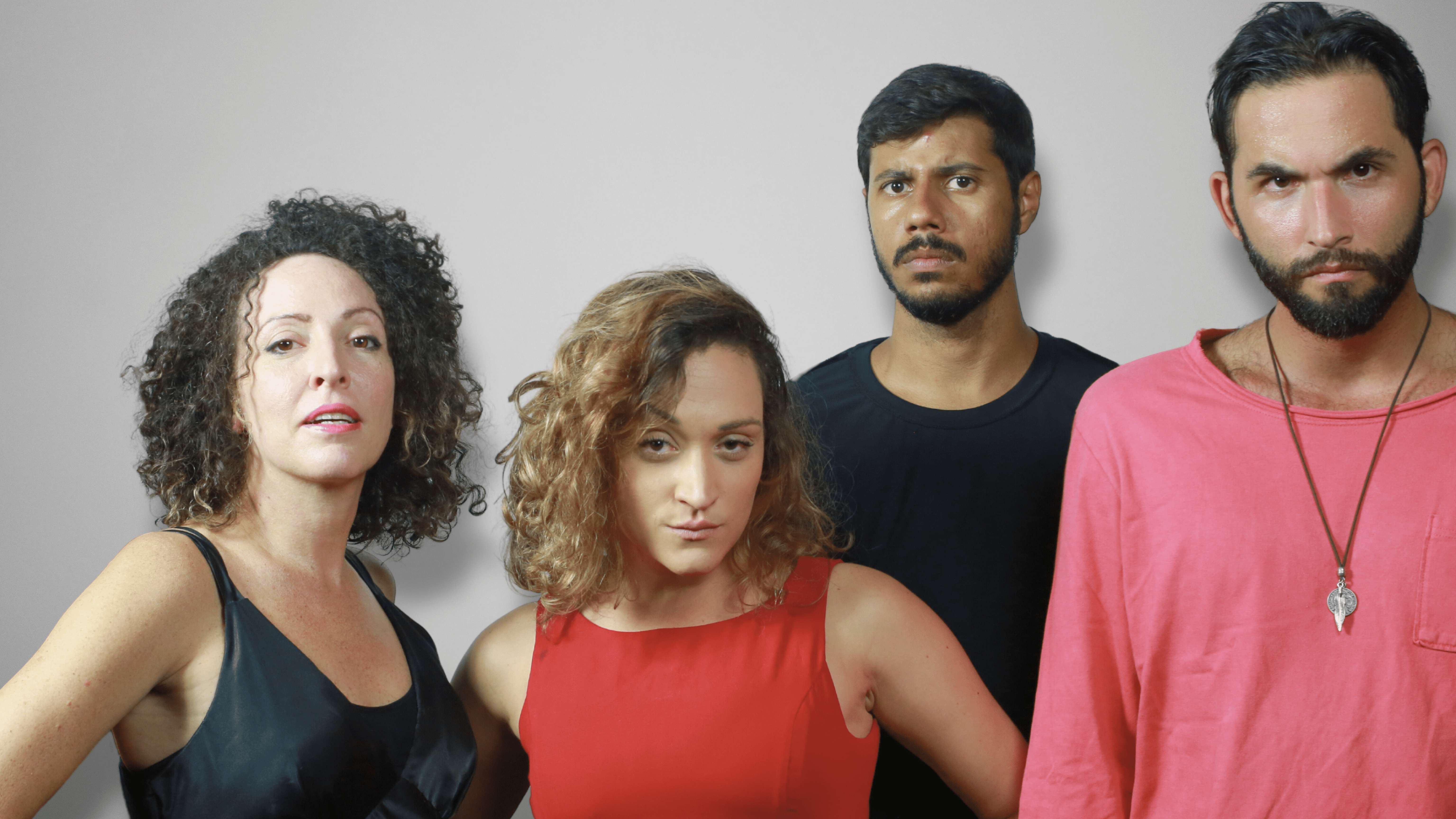 Espetáculo ‘Impróprios: Cenas Improvisadas’ é apresentando em Salvador