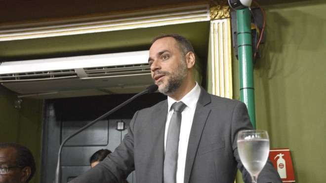 Ouvidoria da câmara alerta para ameaça de desabamento de viaduto em Brotas.