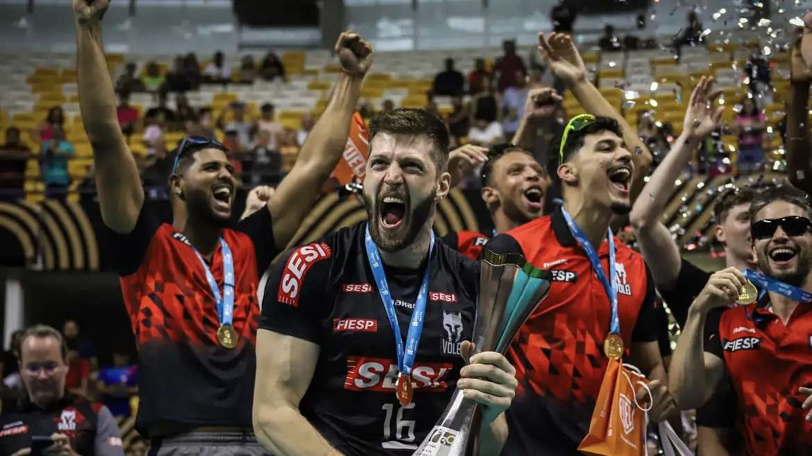 Sesi Bauru conquista bicampeonato da superliga de vôlei masculino.