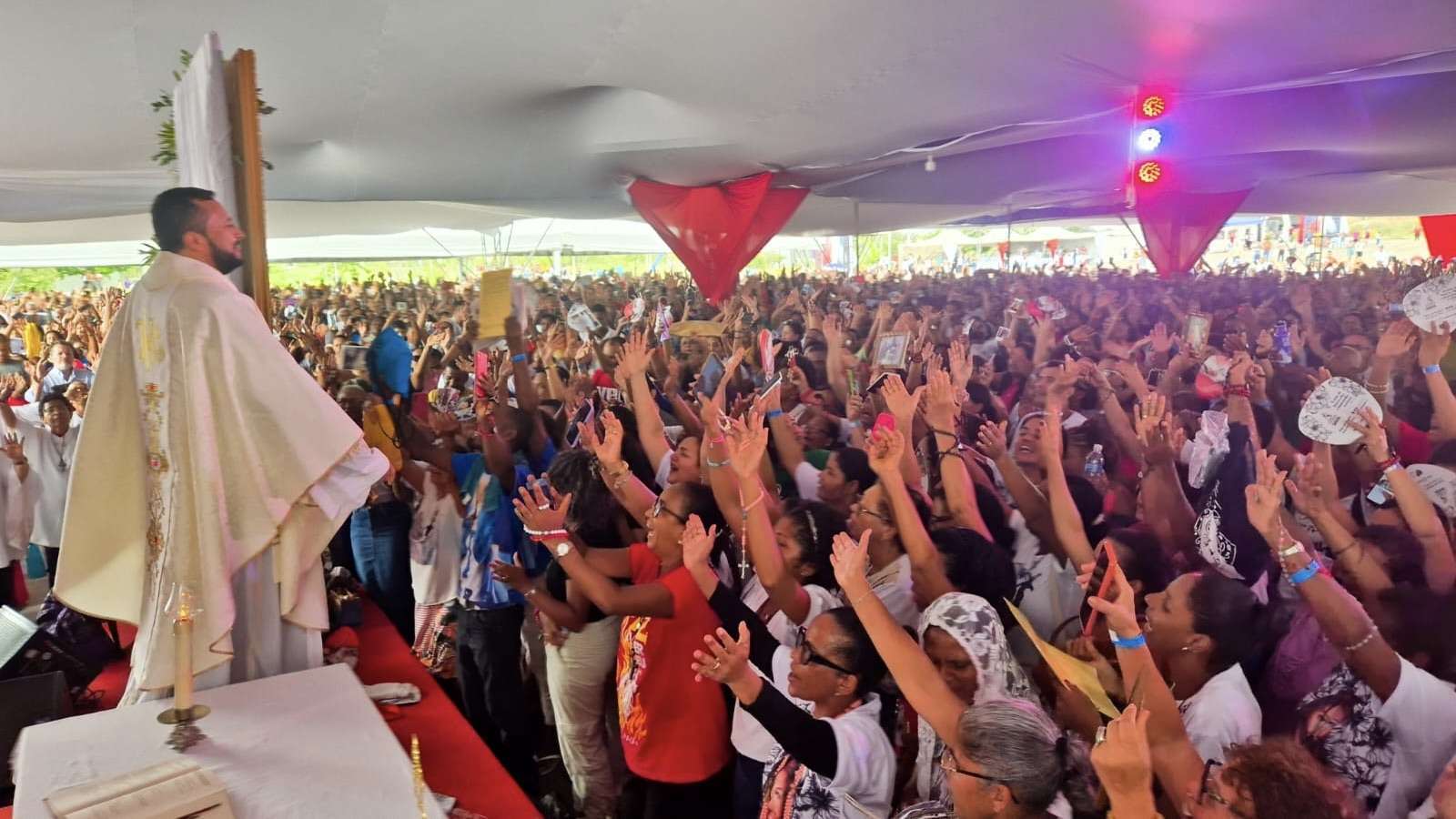 Festa da misericórdia impulsiona turismo religioso em Dias D’Ávila